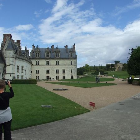 Gite-Civray-De-Touraine Troglo De Denise Экстерьер фото